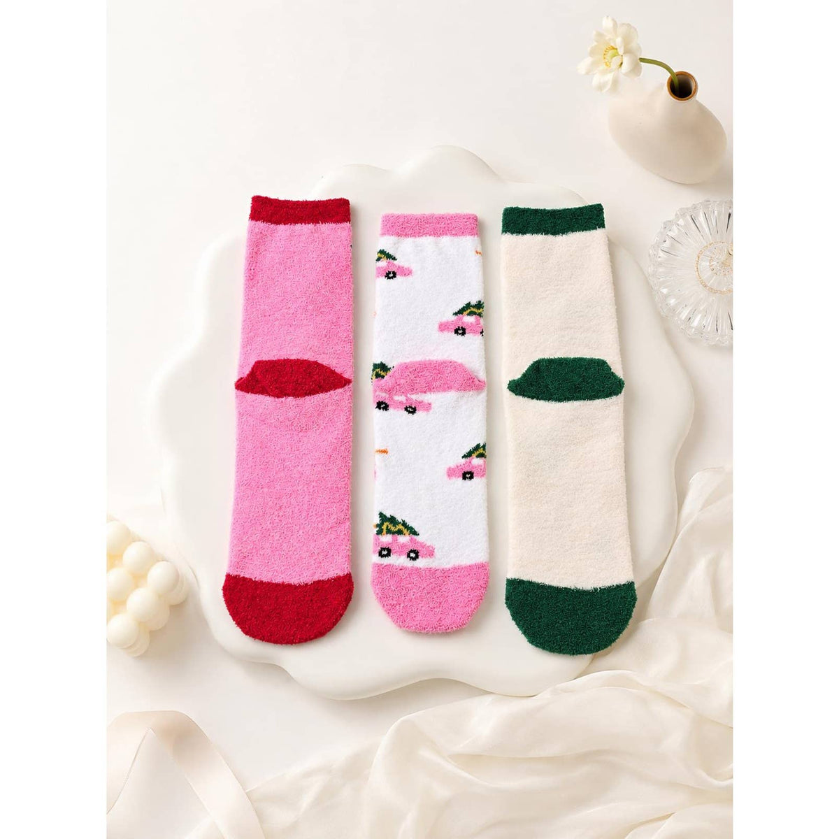 6-Pairs Christmas Fuzzy Sock Set