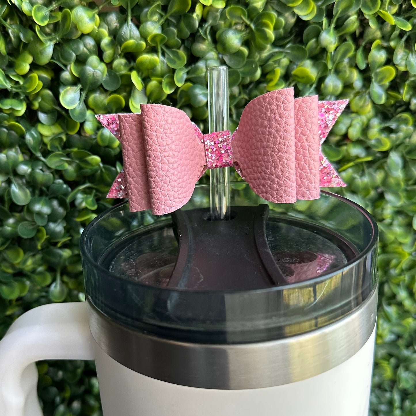 Tumbler Straw Bow