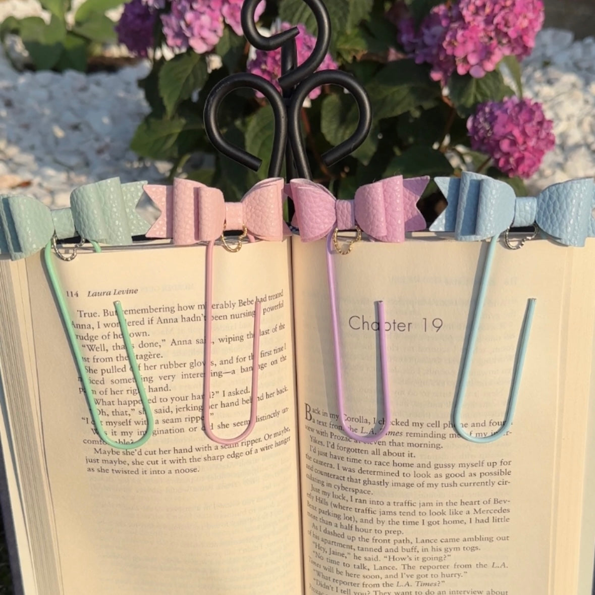 Jumbo PaperClip Bookmarks
