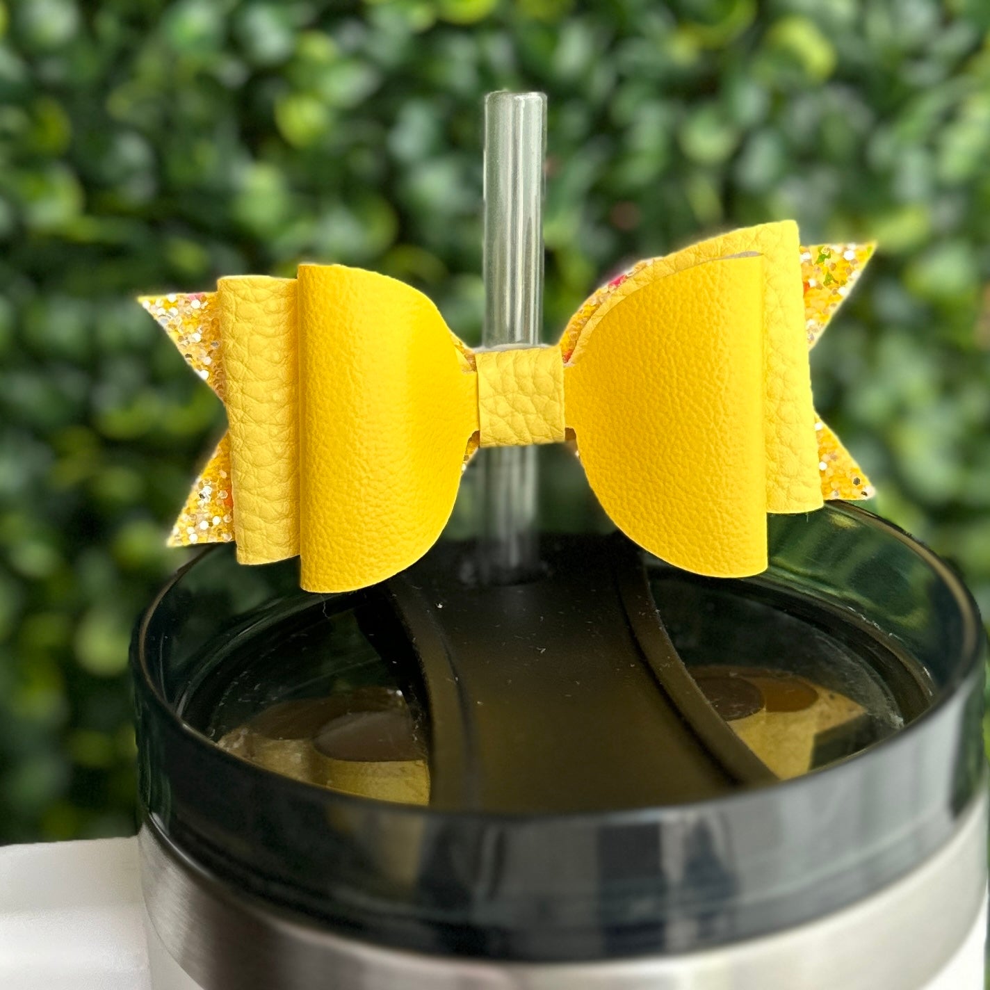 Tumbler Straw Bow