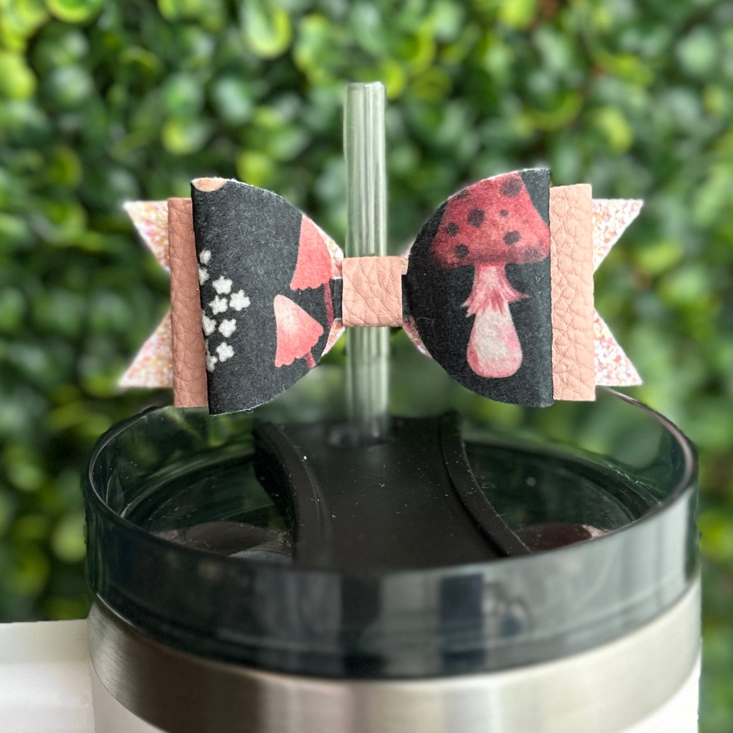 Tumbler Straw Bow