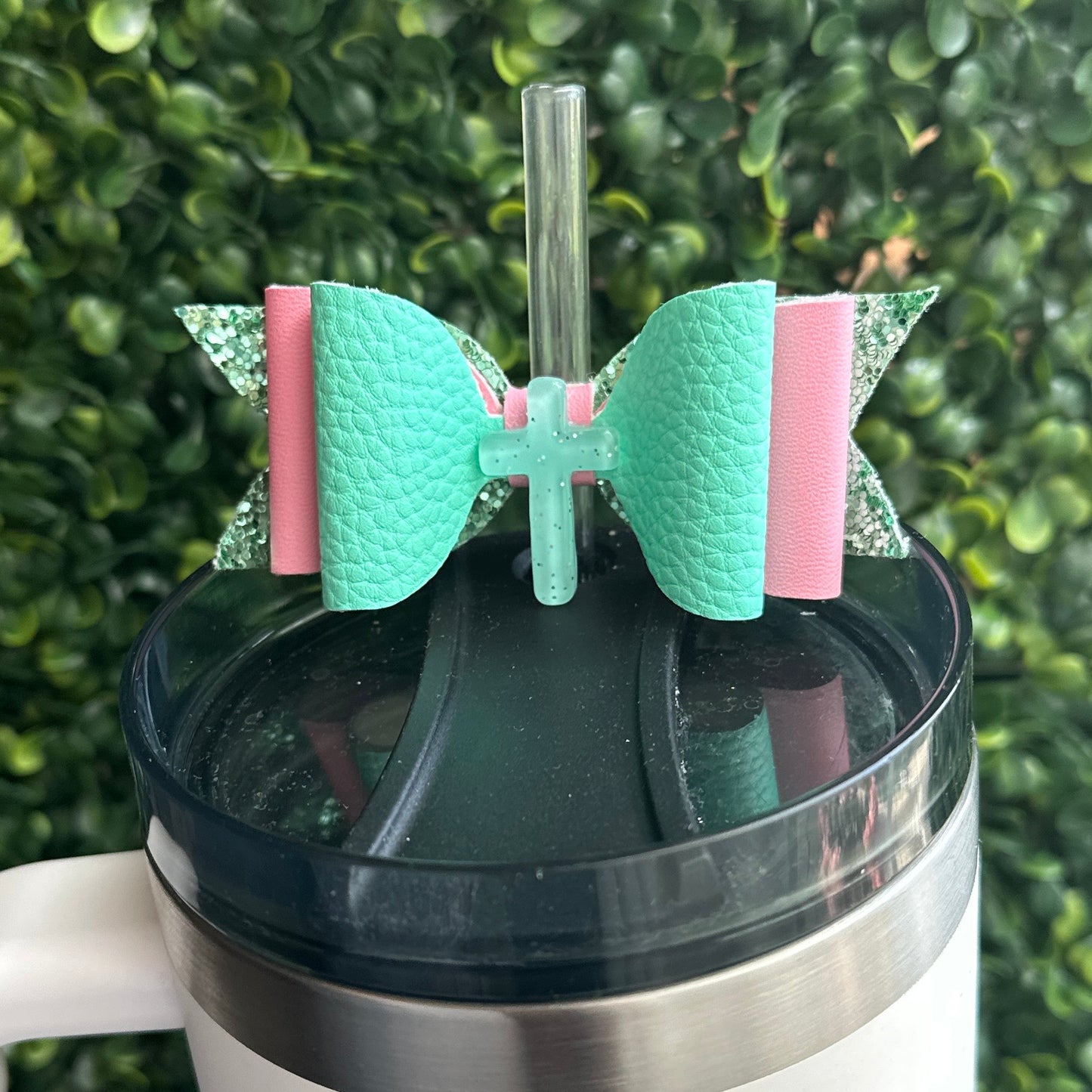 Tumbler Straw Bow