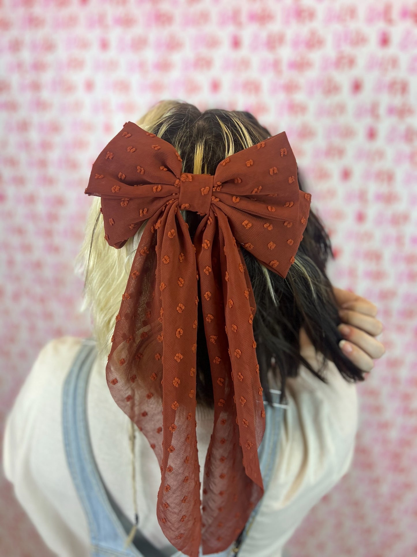 Bow lace clip