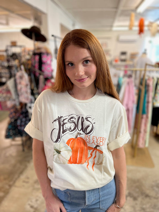 Jesus in every season Tee