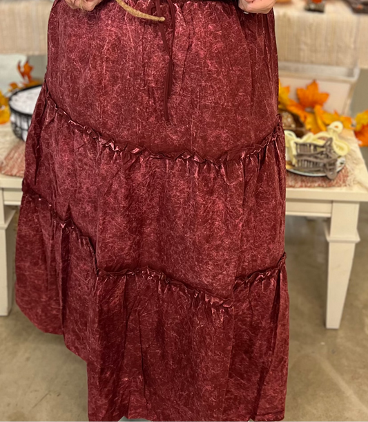Vintage Wash Tiered Skirt – Dark Rust