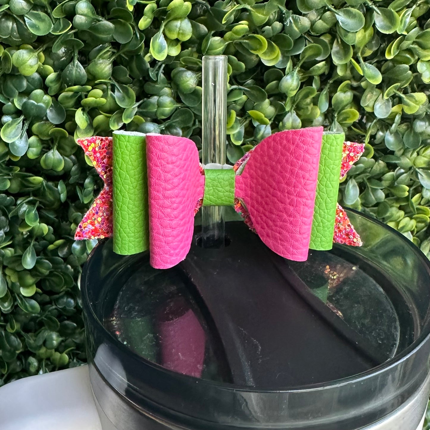 Tumbler Straw Bow